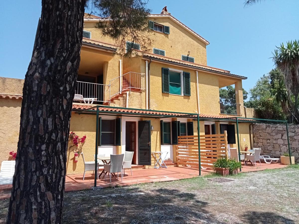 Ferienwohnung Parco Delle Ginestre Portoferraio Exterior foto